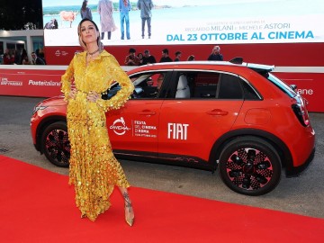 Fiat na czerwonym dywanie
